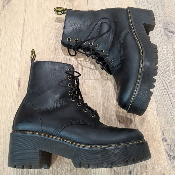 Dr. Martens Shriver Lace Up Boot - Picture 5 of 10